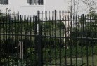 Petwoodback-yard-fencing-2.jpg; ?>